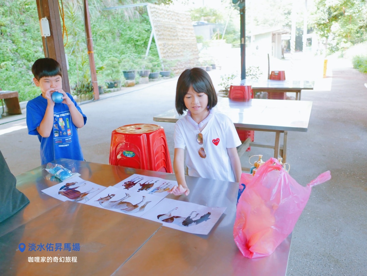 淡水佑昇馬場:一個適合慶生、騎馬與親近小馬的樂園,馬術愛好者必來 - 第23張圖