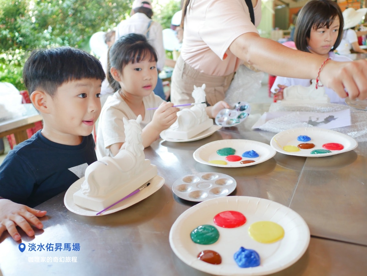 淡水佑昇馬場:一個適合慶生、騎馬與親近小馬的樂園,馬術愛好者必來 - 第8張圖